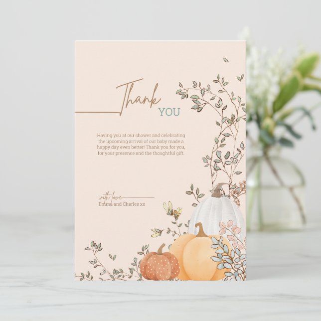 Carte De Remerciements Baby shower d'automne du Petit Citrouille (Debout devant)