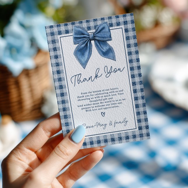 Carte De Remerciements Baby shower Denim Blue Jean En vichy Coquette Bow (Denim Blue Jean Gingham Coquette Bow Baby Shower Thank You Card)