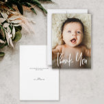 Carte De Remerciements Baby shower photo personnalisée moderne à petites<br><div class="desc">Express votre gratitude avec le Carte de remerciements de petit Baby shower photo personnalisé moderne! Avec un design propre et un espace pour une photo personnalisée, cette carte est la meilleure façon de remercier les invités pour célébrer votre journée spéciale. Elégant et chaleureux, c’est un souvenir qu’ils vont adorer. Doté...</div>