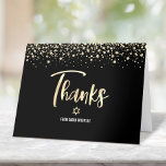 Carte De Remerciements Bat mitzvah Black Gold Parties scintillant Phuile<br><div class="desc">Assurez-vous que votre Bat mitzvah préféré exprime sa reconnaissance à tous ceux qui ont soutenu son événement marquant! Envoyez cette carte de remerciements personnalisée, moderne et étonnante. Étoile de David, script de calligraphie de faux feuillard or brillant, et de minuscules points de parties scintillant de confetti, ainsi que la typographie...</div>