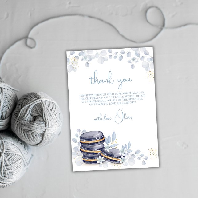 Carte De Remerciements Bleu Floral Bonjour Bébé Macaron Baby shower (Blue Floral Bonjour Bébé Macaron Baby Shower Thank You Card)