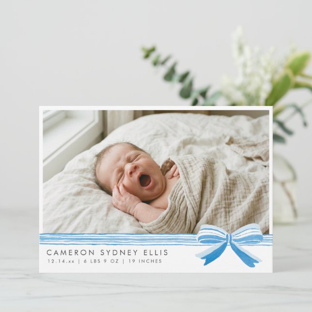 Carte De Remerciements Blue Bow Modern Minimalist Script Baby Photo Birth (Debout devant)