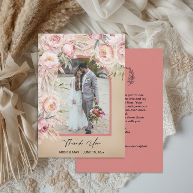 Carte De Remerciements Boho Blush Terracotta Arch Photo Monogramme Mariag (Boho blush pink floral, terracotta, and pampas grass arch-photo wedding thank you card)