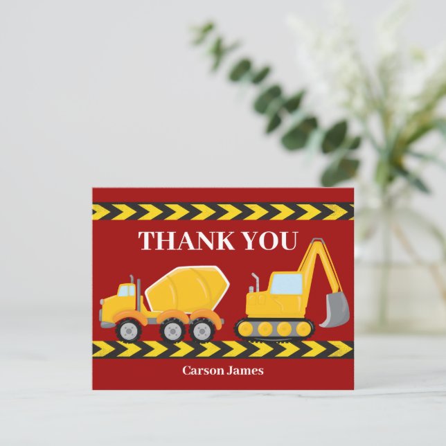 Carte De Remerciements Camion de construction rouge personnalisé pour l'a (Debout devant)