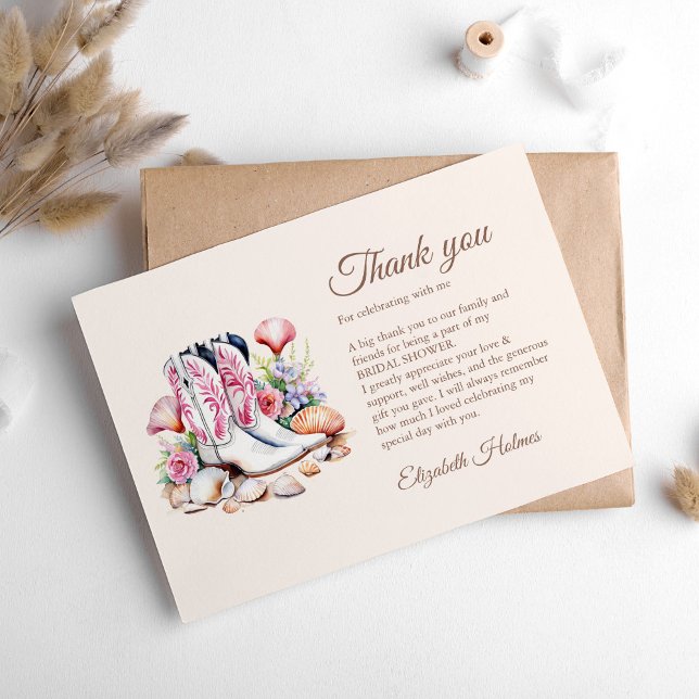 Carte De Remerciements Chaussures de cowgirl côtières bohèmes pour douche (Boho Coastal Cowgirl Boots Bridal Shower Thank You Card on a boho table.)