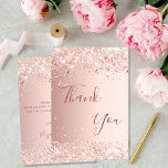 carte de remerciements d'anniversaire du budget de<br><div class="desc">Un carte de remerciements d'anniversaire féminin et élégant. Une couleur arrière - plan rose or, dégradé rose. Avec des confettis. Sur l'avant, grand rose noir couleur or couleur main lettré script et le texte : Merci. Retour : Personnalisez et ajoutez Votre note de remerciement et votre nom. Le nom est...</div>