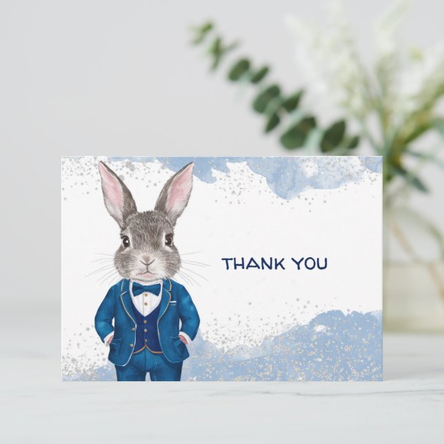 Carte De Remerciements Dapper Boy Bunny en costume bleu et Cravate de cab (Debout devant)