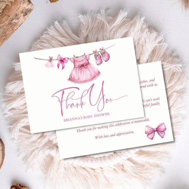 Carte De Remerciements Des vêtements roses preppy sur une ligne baby show (Preppy pink clothes on a line girls baby shower thank you card cute whimsical girly thank you cards)