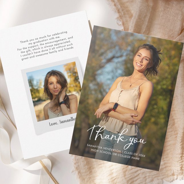 Carte De Remerciements Diplôme 2025 - Script photo Diplôme (Graduation 2025 Photo Script Graduate Thank You Card)