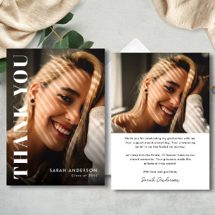 Carte De Remerciements Diplômé moderne de retour et blanc photo