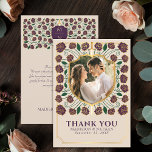 Carte De Remerciements Eggplant Eword & Shield Médiéval Imaginaire Mariag<br><div class="desc">Express votre gratitude avec le charme médiéval! Ces cartes de remerciement mariages présentent votre photo à l'intérieur d'un cadre en forme de bouclier, entouré de fleurs d'aubergines complexes contre un arrière - plan crème. Une façon unique et élégante de dire "merci" à vos proches ! Personnalisez le texte, la police...</div>