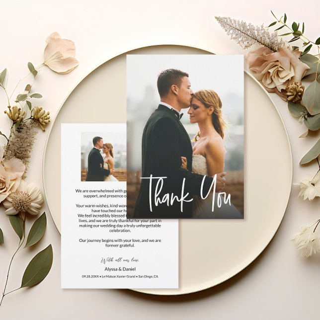 Carte De Remerciements Élégant Chic Moderne Photos Mariages (Modern Typography Custom wedding photos thank you card.)