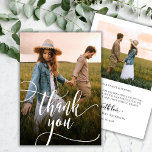 Carte De Remerciements Élégant Chic Typographie Script 2 Mariage photo<br><div class="desc">Moderne Boho Chic Calligraphie Script 2 Mariage photo Carte de remerciements. Un mariage élégant merci modèle avec une photo verticale complète sur le devant avec le texte "Merci" dans une main tourbillonnant fantaisie lettrage typographie swash tail police script blanc overlay sur l'image. À l'arrière pré-fait message de remerciement avec une...</div>