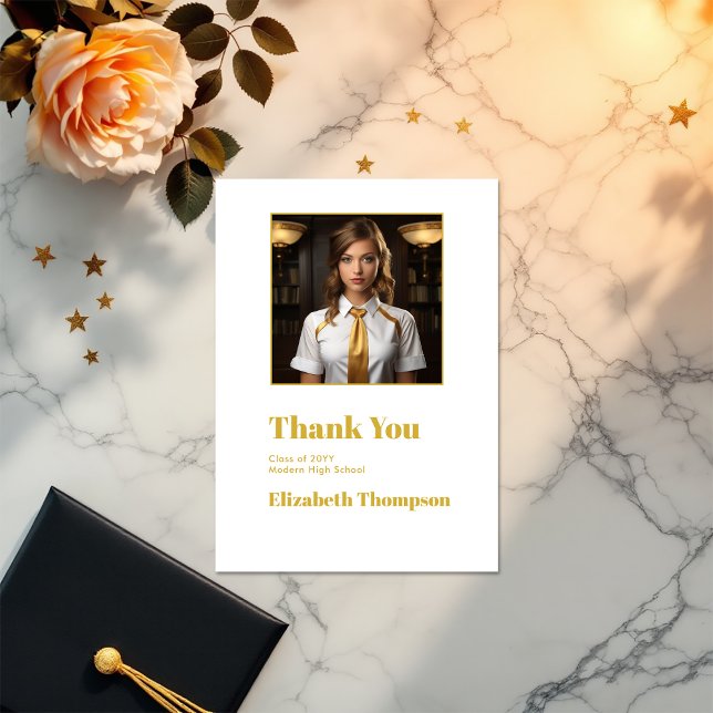 Carte De Remerciements Elégant Gold et White Graduation Photo (Elegant Gold and White Graduation Photo Thank You Card)