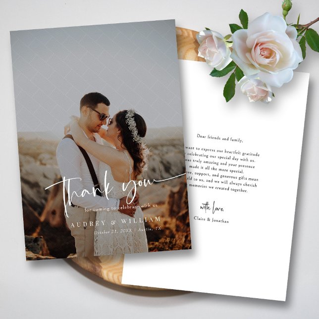 Carte De Remerciements Élégant revêtement en brique blanche Calligraphie  (Elegant White Brick Overlay Modern Calligraphy Thank You Card)