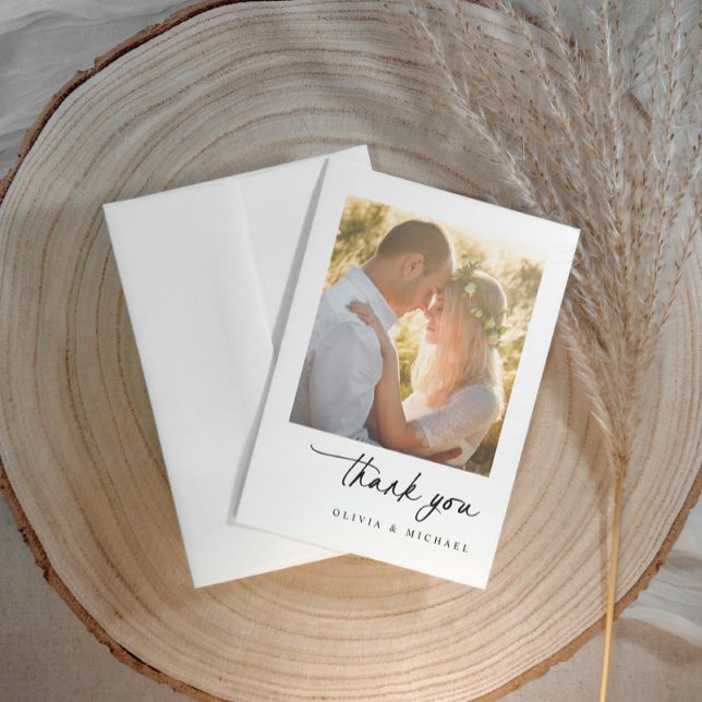Carte De Remerciements Élégant Simple Moderne Écriture Manuscrite Mariage (Custom printed wedding thank you cards in a modern handwriting script and photo - message on back)