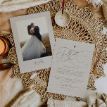 Carte De Remerciements Élégante typographie de script Mariage de sable<br><div class="desc">Carte de remerciements de mariage moderne et élégant avec un texte qui dit "merci" avec un coeur. Vous pouvez ajouter une image au dos avec les initiales du couple. Couleur arrière - plan de sable.</div>