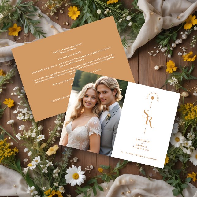 Carte De Remerciements Exquisite Chic Minimalist Golden Wedding Initials (Exquisite Chic Minimalist Golden Wedding Initials Thank You Card.)