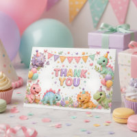 Fête d'anniversaire de dinosaure pour fille