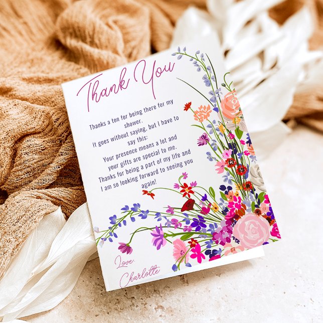 Carte De Remerciements Fleurs sauvages chic modernes pour la douche de la (Modern chic wild flowers script bridal shower thank you card)
