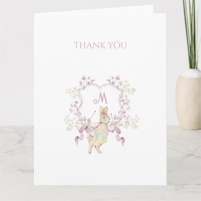 Carte De Remerciements Floral rose Pierre le lapin Monogramme Baby shower (Devant)