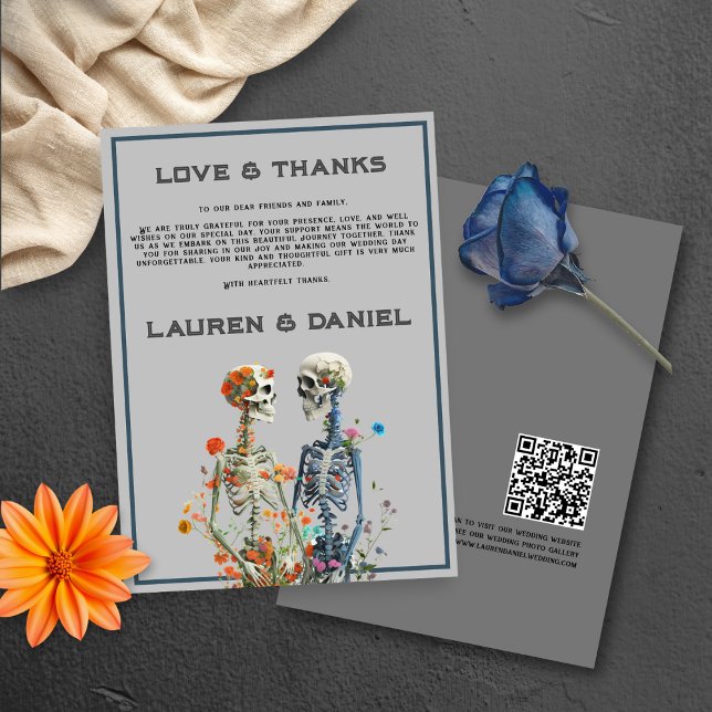 Carte De Remerciements Floral Skeleton Lovers QR Code Mariage (Floral Thanks Front and Back view)