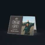 Carte De Remerciements Graduation Congrats Grad Chalkboard Card<br><div class="desc">Chalkboard Congrats Grad carte pliée personnalisée. Modifiez le texte et ajoutez votre photo avec l'outil Zazzle facile à utiliser ! Félicitations remise de diplômes carte de genre neutre avec casquette universitaire carré et message manuscrit à la craie. Visitez le magasin pour voir toute la collection.</div>