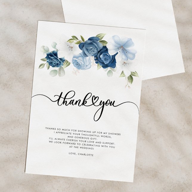 Carte De Remerciements Journée de mariage Dusty Blue Floral (Dusty Blue Floral Script Bridal Shower Thank You Card)