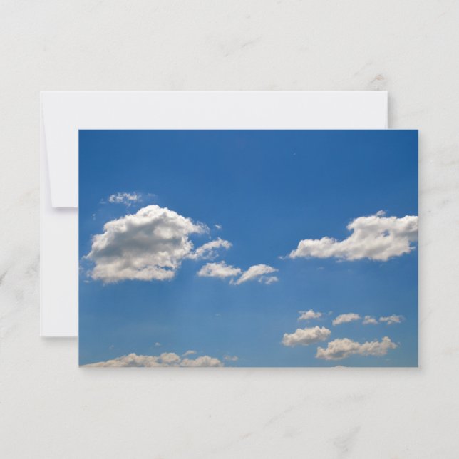 Carte De Remerciements Le ciel est bleu et les nuages blancs passent (Devant)