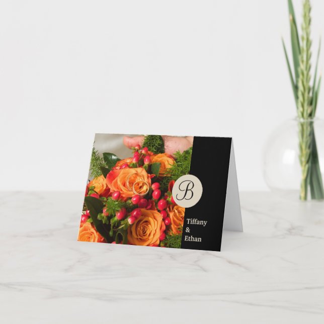 Carte De Remerciements Lettre monogramme photo personnalisée en bande noi (Devant)