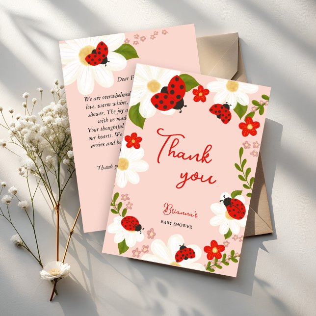Carte De Remerciements Love bug daisers mignon baby shower ladybug (Love bug daisies cute ladybug baby shower thank you cards whimsical summer garden baby shower)