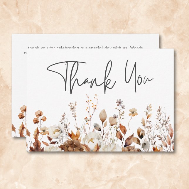 Carte De Remerciements Mariage de cadre floral neutre à automne moderne (Modern Fall Neutral Floral Frame Wedding Thank You Card)