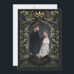 Carte de remerciements Mariage de corbeau vert enc<br><div class="desc">Design mariage élégant, fantaisiste et gothique, idéal pour une célébration enchanteresse sur le thème de la forêt ou une affaire gothique sombre et humoristique. Ce design se décline dans un cadre d'épines bleues turquoises, de baies, de verdure et d'or. Objets correspondants dans notre boutique pour un thème de fête complet....</div>