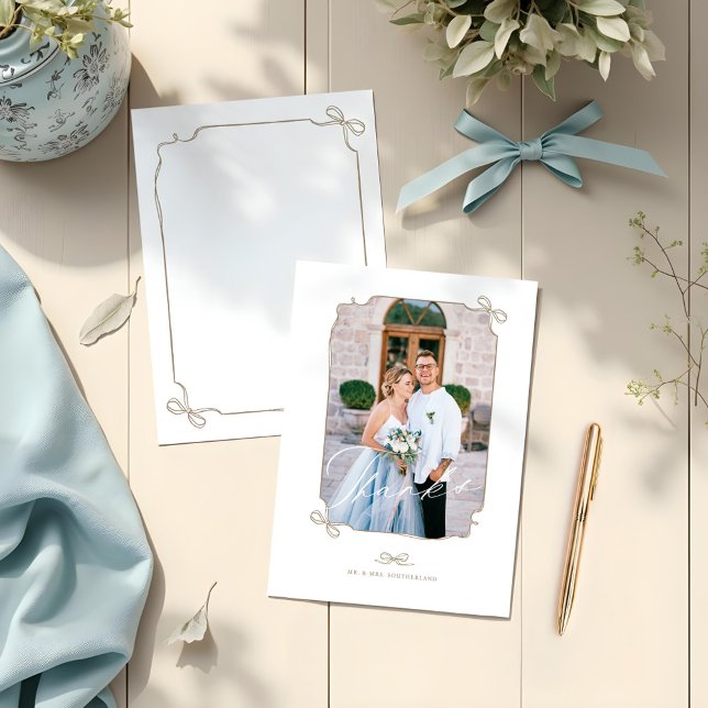 Carte De Remerciements Mariage de script de trame photo minima Bow et rub (Minimal Bow & Ribbon Photo Frame Script Wedding Thank You Card)