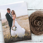 Carte De Remerciements Mariage de script Gold Lettré à la main<br><div class="desc">Elégant et simple mariage merci carte pliée modèle avec un texte de script de typographie écrit à la main avec un coeur entre les mots. Ajoutez votre photo préférée saignée complète à l'avant et une autre photo à l'arrière avec le message par défaut à l'arrière qui est modifiable.</div>