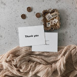 Carte De Remerciements Mariage formel minimaliste élégant<br><div class="desc">Cette élégante et minimaliste carte de remerciements de mariages est parfaite pour un mariage rustique. Le design comporte une belle police dans un arrière - plan blanc pour embellir votre événement.</div>