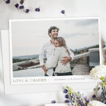 Carte De Remerciements Mariage personnalisé photo moderne simple<br><div class="desc">Ce modèle mariage photo moderne simple et élégant présente vos noms et date sous votre photo, ainsi que 'LOVE & THANKS' mis en évidence dans une élégante teinte de vert foncé moyen. La couleur par défaut de vos noms et date sur le devant est un noir légèrement adouci. Vous pouvez...</div>