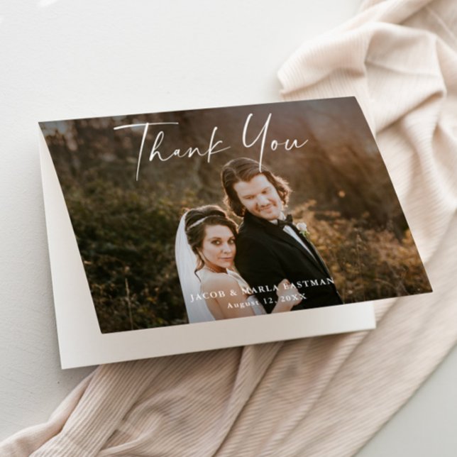 Carte De Remerciements Mariage photo de script moderne (Modern script wedding photo thank you cards.)
