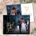 Carte de remerciements Mariage photo stylé Gold Sc<br><div class="desc">Moderne Elegant Boho Chic Gold Calligraphie Script Mariage 2 Carte de remerciements photo. Un mariage élégant vous remercie modèle avec une photo verticale complète sur le devant avec le texte "Merci" dans une main tourbillonnant fantaisie lettrage typographie script swash tail police overlay sur l'image et un côté inverse (1) photo...</div>