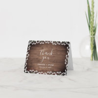 Mariage Rustic Baby's Breath on Dark Wood