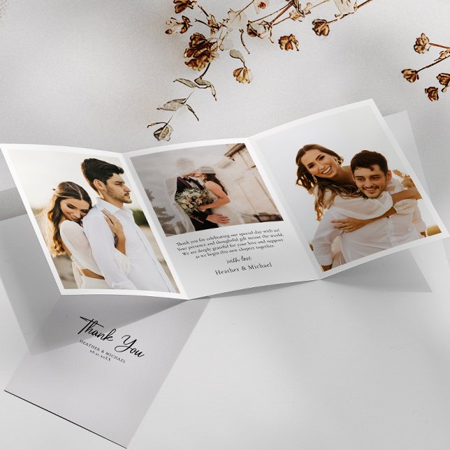 Carte de remerciements Mariage triplé moderne (Elevate your thanks! Our trifold wedding cards let you share memories and heartfelt message.)