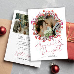 Carte De Remerciements Marié et brillant photo de Noël<br><div class="desc">Simple minimaliste élégant rouge Marié et brillant écriture lettré mariage Noël vacances mariage carte de remerciements avec une couronne de baies chic personnalisée avec 2 photos personnalisées,  un message pré-imprimé,  et signature des deux côtés.</div>