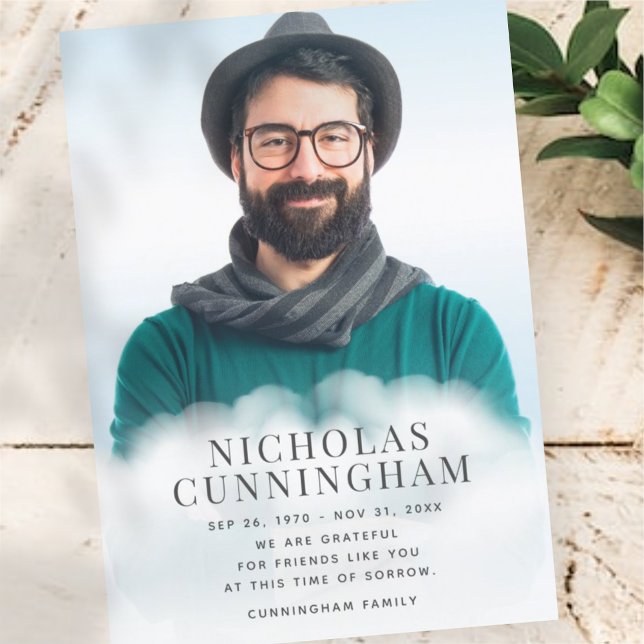 Carte De Remerciements Mémorial dans les nuages Moderne classique simple  (Créateur téléchargé)