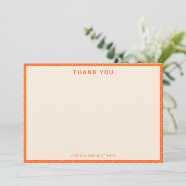 Carte De Remerciements Mid-Century Modern Pink Orange Custom Wedding Name (Debout devant)