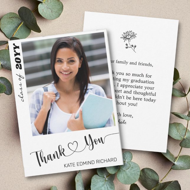 Carte De Remerciements Miniature Chic Photo Élégant Script Heart Graduate (Créateur téléchargé)