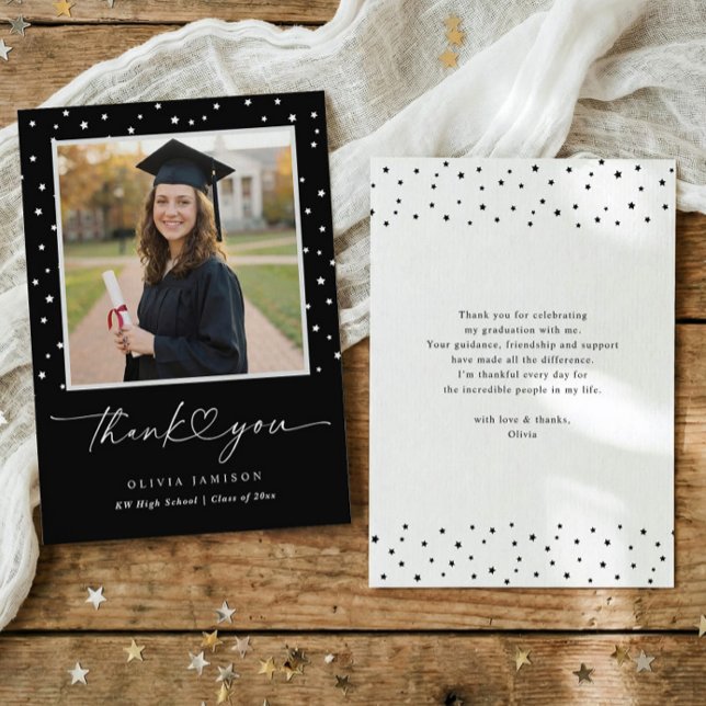 Carte De Remerciements Modern Black and White Handwriting Graduation (Modern graduation thank you card featuring photo, script text and simple design)