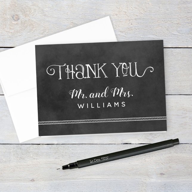 Carte De Remerciements Monogramme de mariage sur tableau noir écriture ru (Créateur téléchargé)