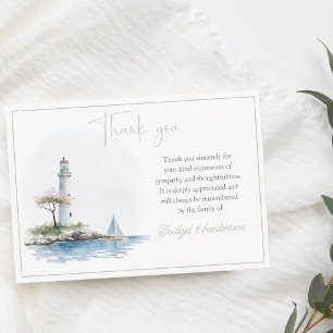 Carte De Remerciements Phare à l'aquarelle sereine par l'eau Obsèques gri