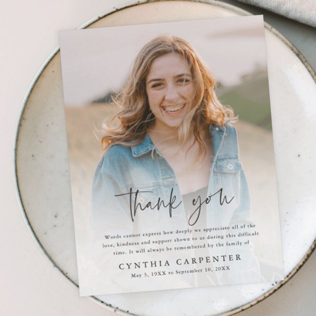 Carte de remerciements photo commémorative funérai (Modern script simple photo memorial thank you magnetic card.)