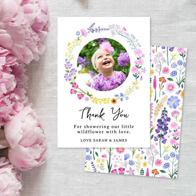 Carte De Remerciements Photo d'anniversaire des Petites Filles Fleur Sauv (Little Wildflower Girls 1st Birthday Photo Thank You Card)